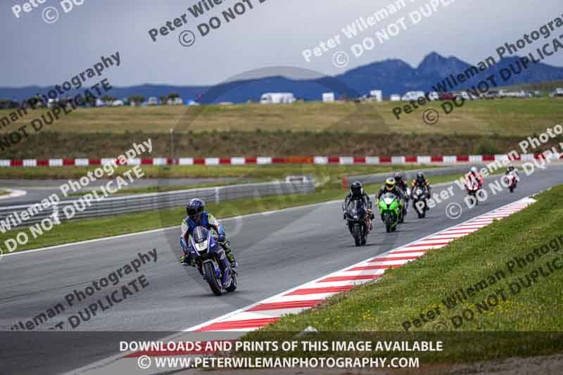 cadwell no limits trackday;cadwell park;cadwell park photographs;cadwell trackday photographs;enduro digital images;event digital images;eventdigitalimages;navarra;no limits trackdays;peter wileman photography;racing digital images;trackday digital images;trackday photos